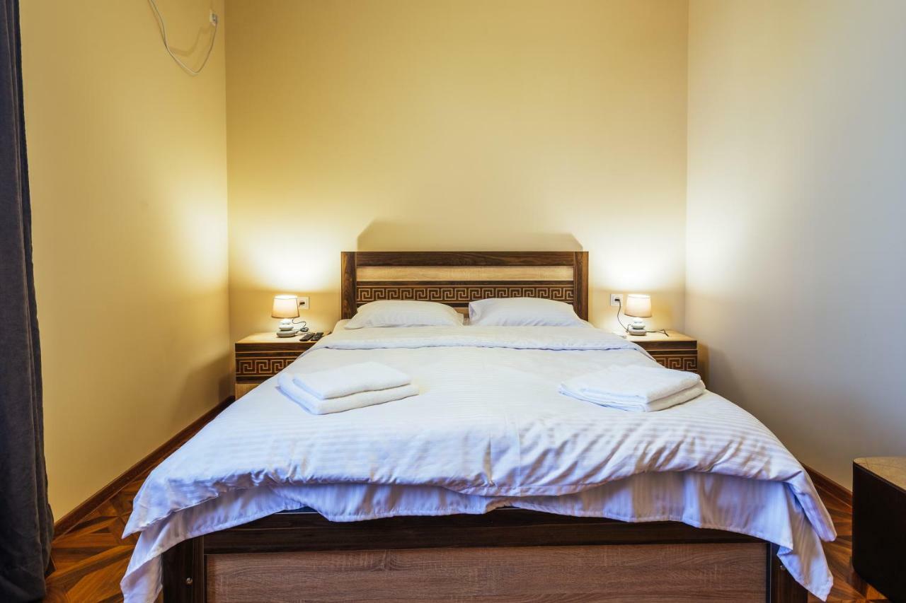 Memory House Hotel Kutaiszi Kültér fotó