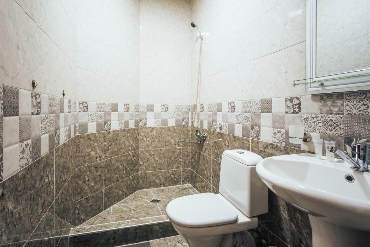 Memory House Hotel Kutaiszi Kültér fotó