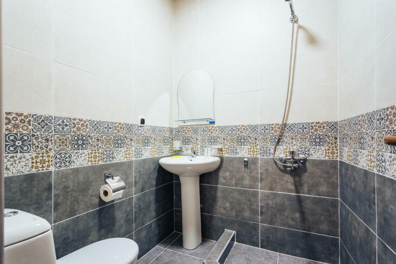Memory House Hotel Kutaiszi Kültér fotó